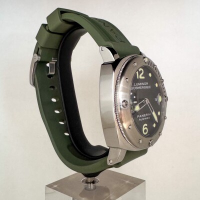 Montre Panerai Luminor Submersible PAM00024.