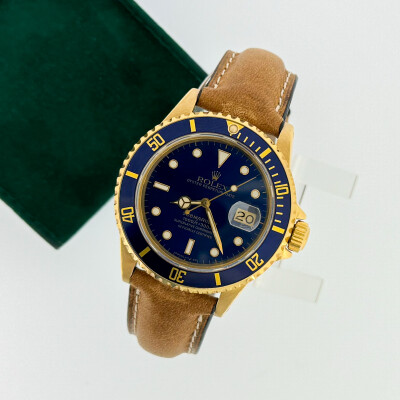 Montre Rolex Submariner Date 16808.
