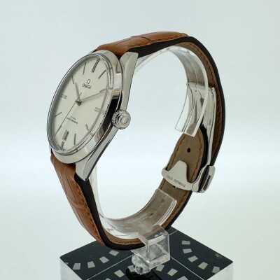 Montre Omega De Ville Trésor 40 mm.