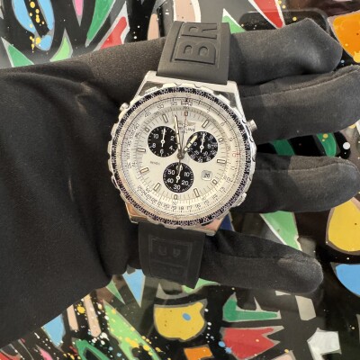 Montre Breitling Navitimer Jupiter Pilot A59028.