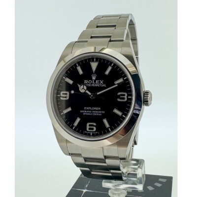 Montre Rolex Explorer I 214270.