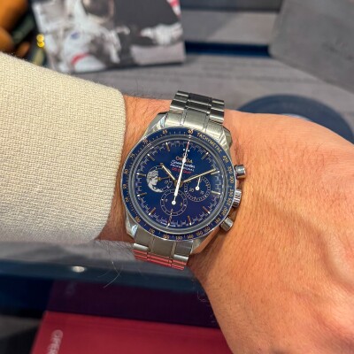 Montre Omega Speedmaster Moonwatch Apollo XVII 45TH.