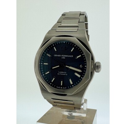 Montre Girard-Perregaux Laureato 81010.
