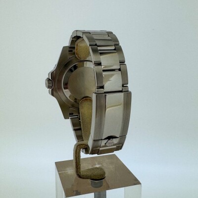 Montre Rolex Gmt-master II 116710LN.