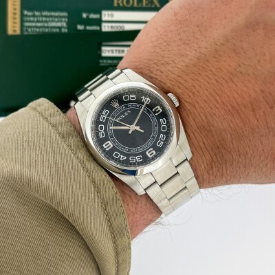 Montre Rolex Oyster Perpetual 36 116000.