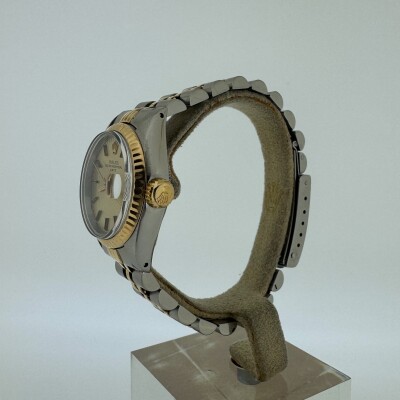 Montre Rolex Lady Date 6917F.
