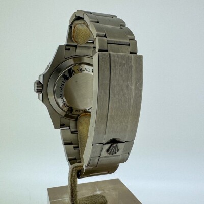 Montre Rolex Sea Dweller 4000 116600.