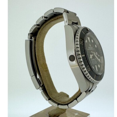 Montre Rolex Sea Dweller 4000 116600.
