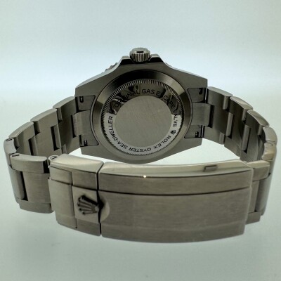 Montre Rolex Sea Dweller 4000 116600.