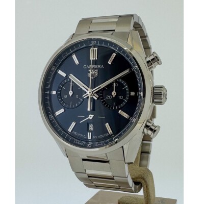Montre Tag Heuer Carrera Chronographe H02 CBN2011.
