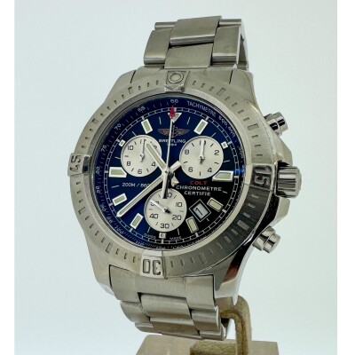 Montre Breitling Colt Chronographe A73388.