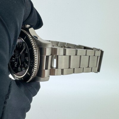 Montre Breitling Superocean II A17392.