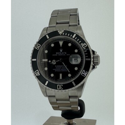 Montre Rolex Submariner Date 16610.