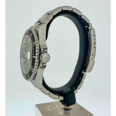 Montre Rolex Submariner Date 16610.