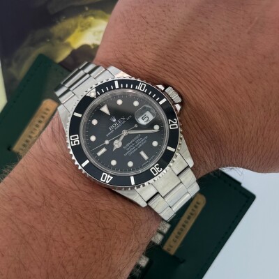 Montre Rolex Submariner Date 16610.