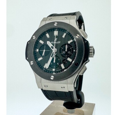 Montre Hublot Big Bang Chronographe Ceramic Steel.