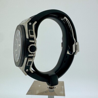 Montre Hublot Big Bang Chronographe Ceramic Steel.