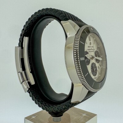 Montre Breitling Superocean Heritage II B01 Chronograph 44
