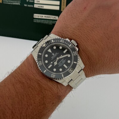 Montre Rolex Submariner No date 114060