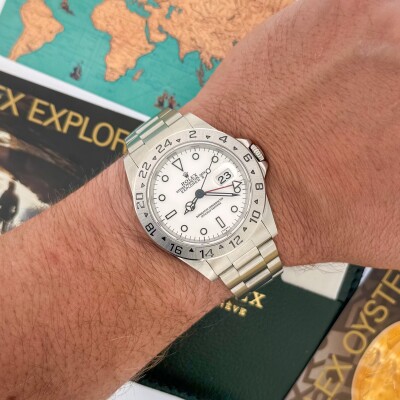 Montre Rolex Explorer II 16570.
