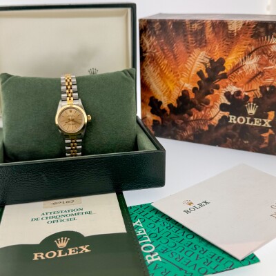 Montre Rolex Oyster Perpetual 26 67183.