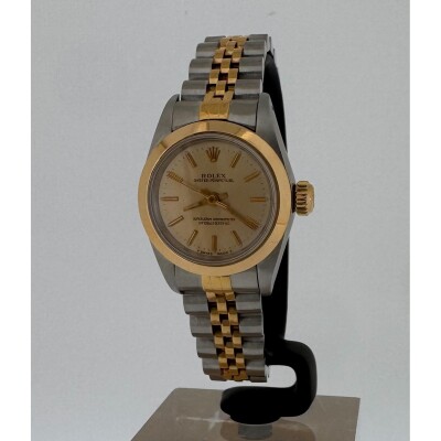 Montre Rolex Oyster Perpetual 26 67183.