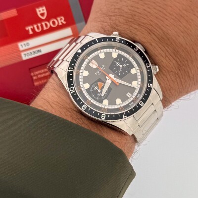 Montre Tudor Heritage Chronographe 70330N.