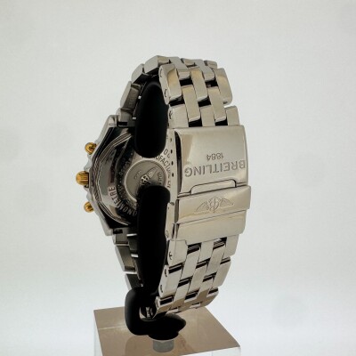 Montre Breitling Chronomat Chronographe B13350.