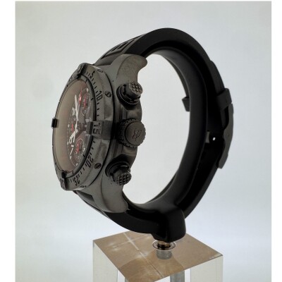 Montre Breitling AVENGER Skyland Chrono Ltd Edition M13380.
