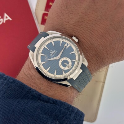 Montre Omega Seamaster Aqua terra 22012412103005.