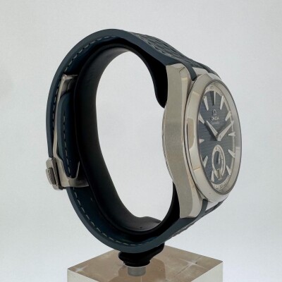 Montre Omega Seamaster Aqua terra 22012412103005.
