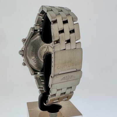 Montre Breitling Chronomat Chronographe A13350.