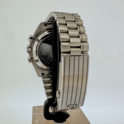 Montre Omega Speedmaster Professional Silver Snoopy.