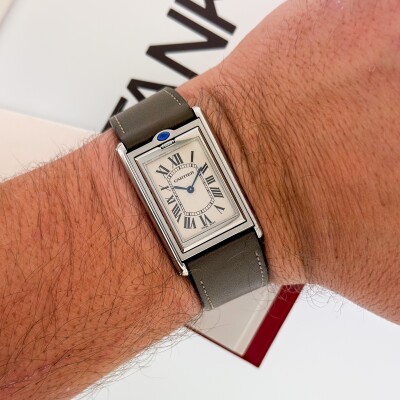 Montre Cartier Tank Basculante GM 2390.
