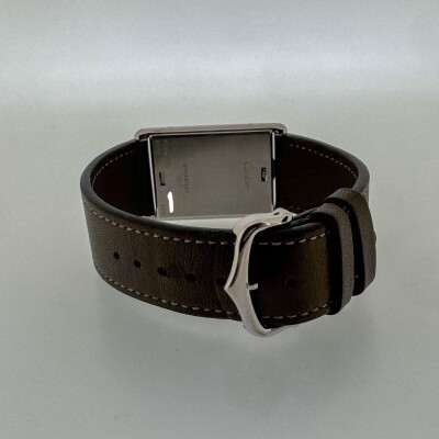 Montre Cartier Tank Basculante GM 2390.