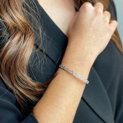 Bracelet Pulse dinh van en or blanc et diamants