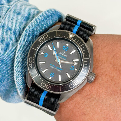 Montre OMEGA Seamaster Planet Ocean 6000M Ultra Deep Co-Axial Master Chronometer 45,5mm