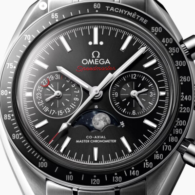 Montre OMEGA Speedmaster Moonwatch Co-Axial Master Chronometer Chronographe Phases de lune 44,25mm
