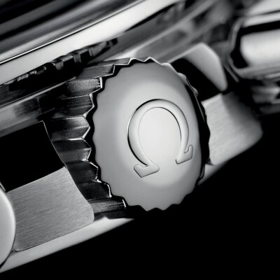 Montre OMEGA Speedmaster Moonwatch Professional Chronographe Co-Axial Master Chronometer 42mm
