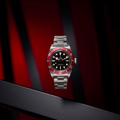 Montre TUDOR Black Bay boîtier en acier, 41 mm, bracelet en acier