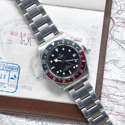 Montre TUDOR Black Bay GMT boîtier en acier 41 mm, bracelet en acier