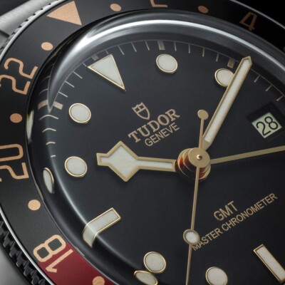 Montre TUDOR Black Bay 58 GMT, boîtier en acier, 39 mm, bracelet en caoutchouc