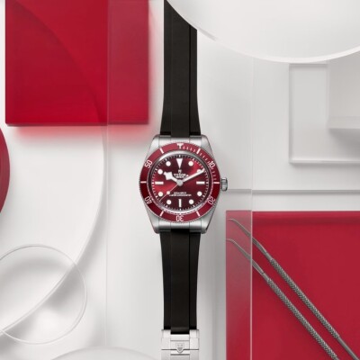 Montre TUDOR Black Bay 58, boîtier en acier, 39 mm, cadran bordeaux