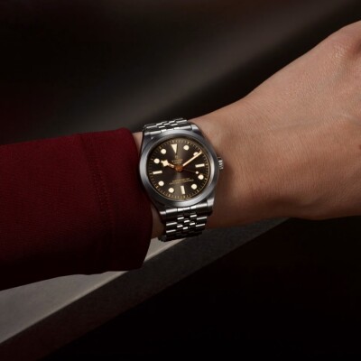 Montre TUDOR Black Bay 39 boîtier en acier, 39 mm, bracelet en acier