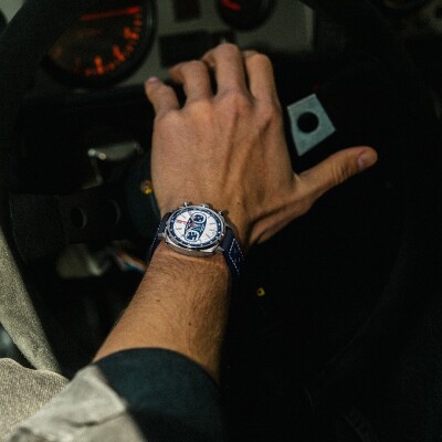 Montre Breitling Top Time B01 Racing Édition Limitée