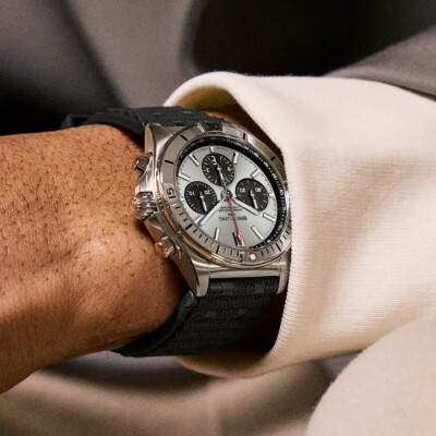 Montre Breitling Chronomat B01 Chronograph 42