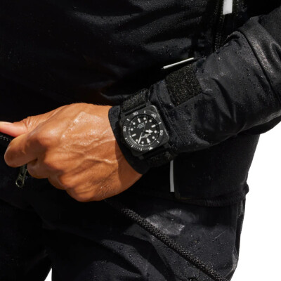 Montre Bell & Ross BR 03 Diver Black Steel 42mm