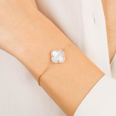 Bracelet Morganne Bello Victoria coussin en or jaune, nacre blanche et diamants
