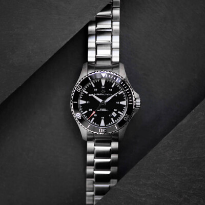 Montre HAMILTON Khaki Navy Scuba Auto H82335131