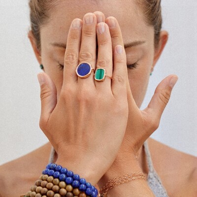Bague Ginette NY DISC RING EVER en or rose et lapis-lazuli